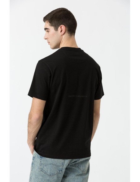 CAMISETA-BORDADO-TEXTO-FRONTAL-TRASERO-MANGA-CORTA-DAYTON-TIFFOSI