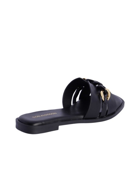 SANDALIAS-NEGRAS-PLANAS-CADENAS-NEGRO-ORO-EMMA-TIFFOSI SANDALIAS-NEGRAS-PLANAS-CADENAS-NEGRO-ORO-EMMA-TIFFOSI