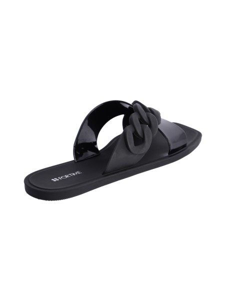 CHANCLAS-NEGRAS-DOS-TIRAS-CRUZADAS-LIS-CADENA-SANTORINI-FORTIME