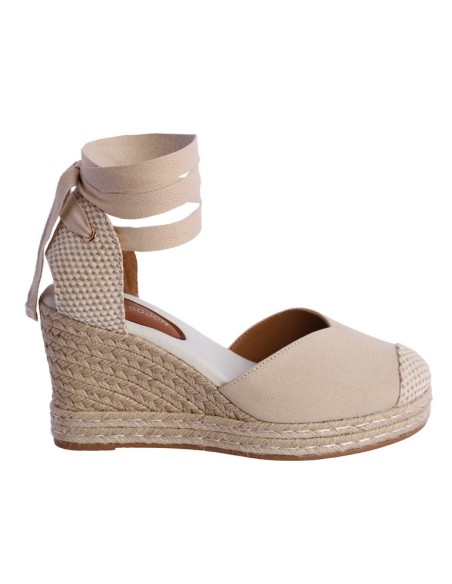 ALPARGATAS-CUÑA-BEIGE-CIERRE-LAZADA-CERRADAS-SARI-DON-ALGODÓN ALPARGATAS-CUÑA-BEIGE-CIERRE-LAZADA-CERRADAS-SARI-DON-ALGODÓN