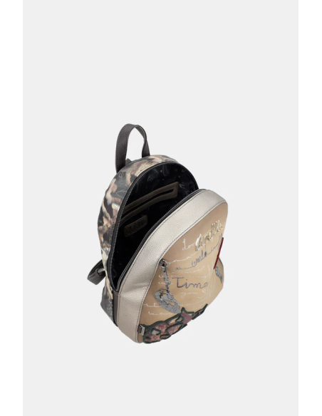 MOCHILA-PASEO-MEDIANA-DOS-TIPOS-ASAS-REAL-MANIFESTO-ANEKKE