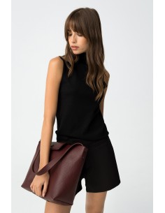 TOP-NEGRO-CUELLO-ALTO-CANALÉ-CECILIA-TIFFOSI 2