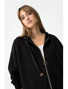 CHAQUETA.OVERSIZE-CAPUCHA-CIERRE-CREMALLERA-BLACK-TIFFOSI 2