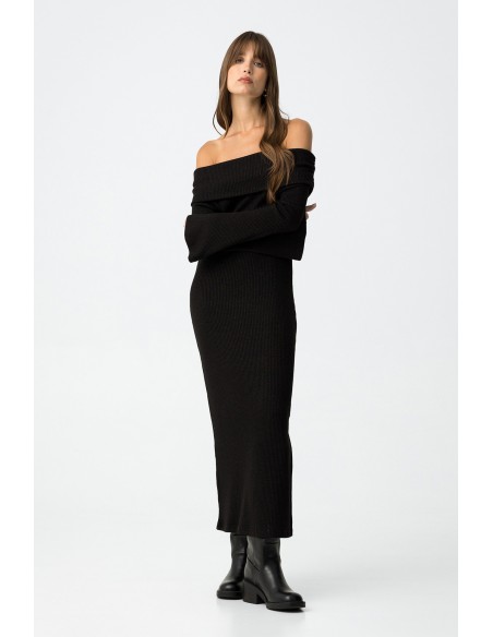 VESTIDO-NEGRO-LARGO-AJUSTADO-CANALÉ-CUELLO-BARCA-RUST-TIFFOSI