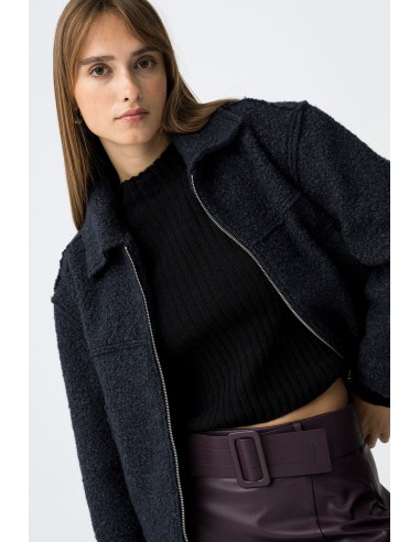 CHAQUETA-CORTA-TEJIDO-RIZADO-SUAVE-KILLA-TIFFOSI