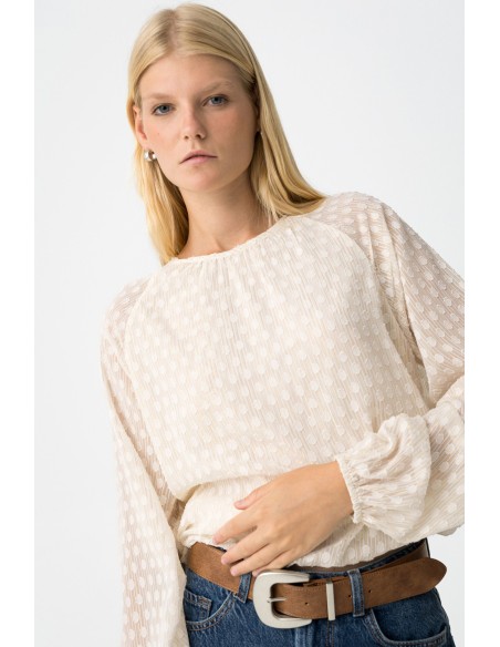 BLUSA-BORDADA-HILO-METÁLICO-SANTACLARA-TIFFOSI BLUSA-BORDADA-HILO-METÁLICO-SANTACLARA-TIFFOSI