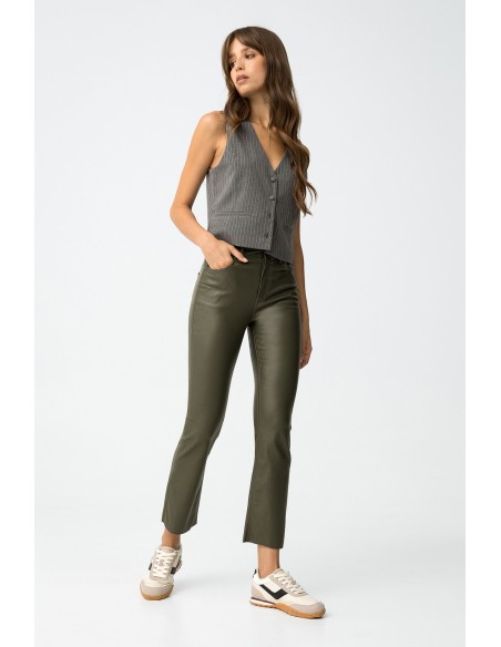PANTALONES-EFECTO-PIEL-PERMERA-ACAMPANADA-MEGAN-TIFFOSI PANTALONES-EFECTO-PIEL-PERMERA-ACAMPANADA-MEGAN-TIFFOSI