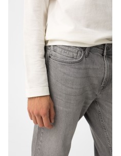JEANS-GRISES-HOMBRE-CONFORT-FIT-LEO-TIFFOSI 2