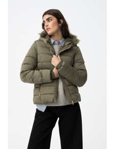 CHAQUETA-ACOLCHADA-VERDE-CAPUCHA-PELO-FEED-TIFFOSI