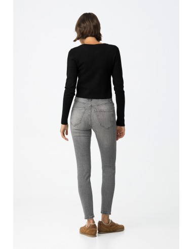 JEANS-GRISES-TIRO-ALTO-SKINNY-5-BOLSILLOS-LAUREN-TIFFOSI