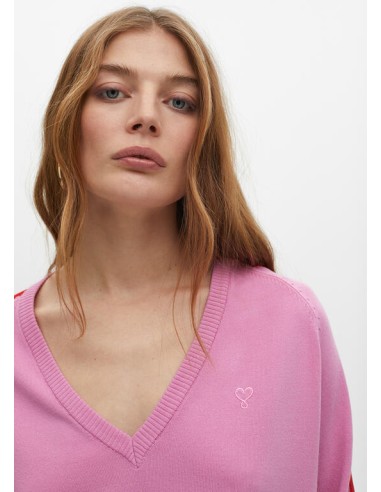 JERSEY-ROSA-DETALLE-ROJO-MANGAS-CUELLO-PICO-LOLA-CASADEMUNT