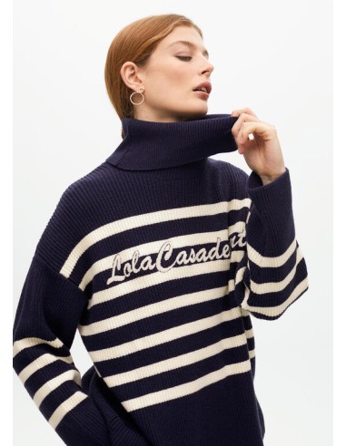 JERSEY-MARINO-BLANCO-CUELLO-ALTO-LOGO-PARTE-FRONTAL-LOLA-CASADEMUNT