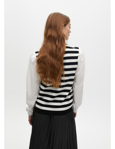 JERSEY-RAYAS.NEGRO-BLANCO-MANGAS-POPEL,IN-BOTONES-DORADOS-LOLA-CASADEMUNT