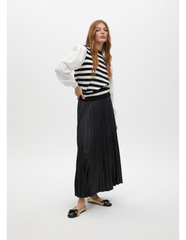 JERSEY-RAYAS.NEGRO-BLANCO-MANGAS-POPEL,IN-BOTONES-DORADOS-LOLA-CASADEMUNT