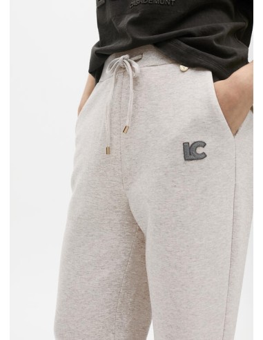 PANTALÓN-CHANDAL-CORDONES-AJUSTABLES-LOGO-LATERAL-LOLA-CASADEMUNT