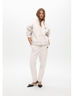 PANTALÓN-CHANDAL-CORDONES-AJUSTABLES-LOGO-LATERAL-LOLA-CASADEMUNT