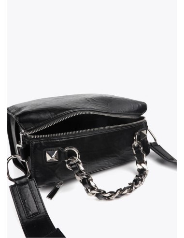 BOLSO-MALETIN-NEGRO-EFECTO-PIEL-ARRUGADA-ASA-MANO-ASA-BANDOLERA-LOLA-CASADEMUNT