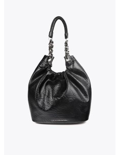 BOLSO-SHOPPER-NEGRO-EFECTO-PIEL-ARRUGADA-NEGRO-ASA-DOBLE-CADENA-LOLA-CASADEMUNT