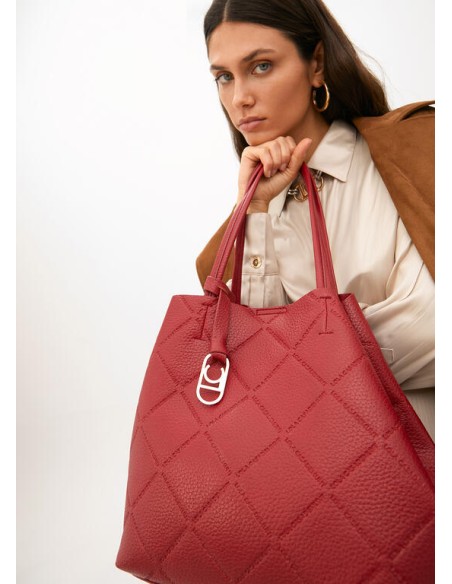 SHOPPER-MONOGRAMA-ROMBOS-DOS-ASAS-HOMBRO-LOGO-DORADO-OVALADO-LOLA-CASADEMUNT