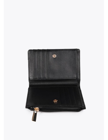 BILLETERO-PEQUEÑO-MONOGRAMA-ROMBO-DOS-COMPARTIMENTOS-LOGO-OVALADA¡O-DORADO-LOLA-CASADEMUNT