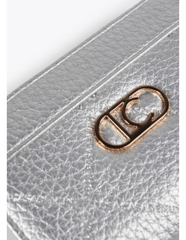 BILLETERO-PEQUEÑO-MONOGRAMA-ROMBO-DOS-COMPARTIMENTOS-LOGO-OVALADA¡O-DORADO-LOLA-CASADEMUNT