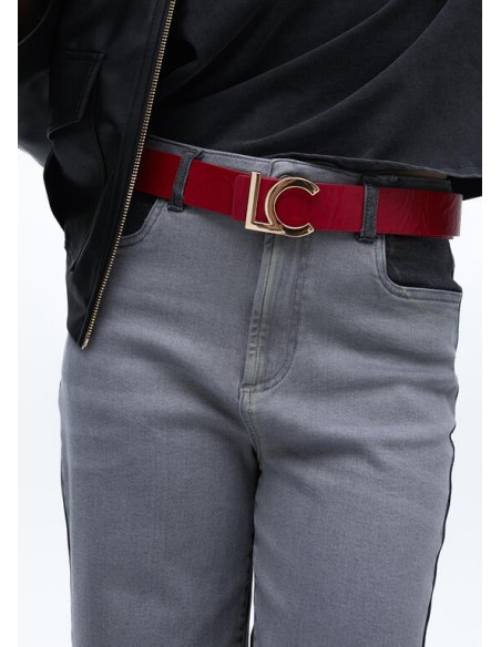 CINTURÓN-REVERSIBLE-NEGRO-CRUDO-ROJO-ROSA-HEBILLA-DORADA-LOGO-LOLA-CASADEMUNT