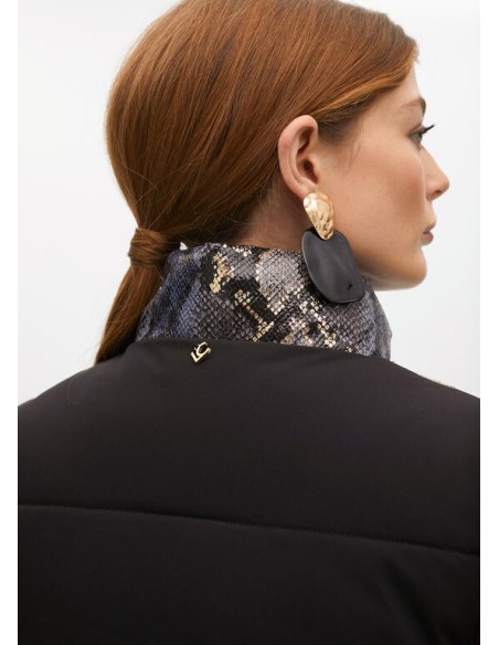 CHALECO-ACOLCHADO-COMBINADO.AZUL-GRIS-NEGRO-DORADO-PRINT-LOLA-CASADEMUNT