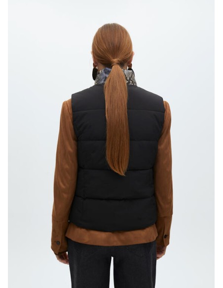 CHALECO-ACOLCHADO-COMBINADO.AZUL-GRIS-NEGRO-DORADO-PRINT-LOLA-CASADEMUNT