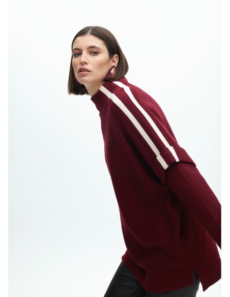 JERSEY-MANGASCONTRASTE-DOBLADILLO-CUELLO-PERKI-ABERTURAS-LATERALES-LOLA-CASADEMUNT