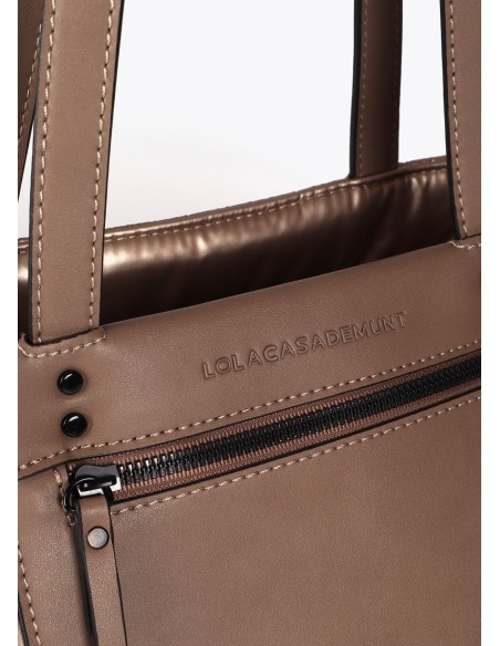 SHOPPER-NYLON-SATINADO-BOLSILLO-FRONTAL-DOS-ASAS-HOMBRO-ASA-BAMDOLERA-EXTRAÍBLE-LOLA-CASADEMUNT