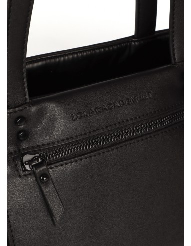 SHOPPER-NYLON-SATINADO-BOLSILLO-FRONTAL-DOS-ASAS-HOMBRO-ASA-BAMDOLERA-EXTRAÍBLE-LOLA-CASADEMUNT