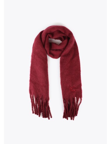 BUFANDA-LISA-MONOCOLOR-FLECOS-GRUESOS-LOGO-BORDADO-AL-TONO-LOLA-CASADEMUNT