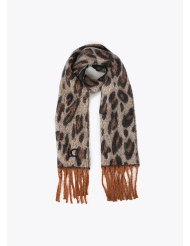 BUFANDA-ESTAMPADO-PRINT-FLECOS-LOGO-BORDADO-LOLA-CASADEMUNT