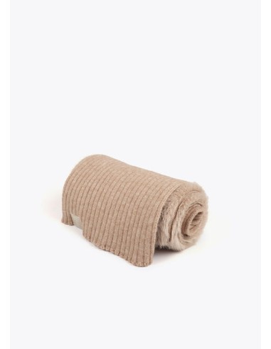 BUFANDA-COMBINADA-PUNTO-NEGRO-PELO-CRUDO-LOLA-CASADEMUNT