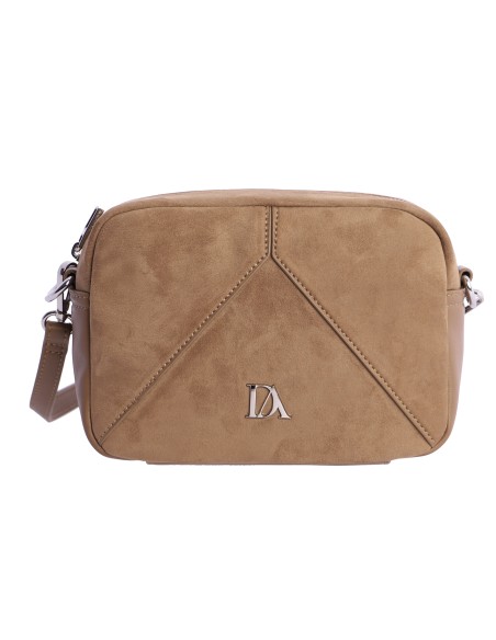 BANDOLERA-MARRÓN-TAUPE-ANTELINA-ASA-REGULABLE-LOGO-FRONTAL-CREMALLERA-TRASERA-DON-ALGODÓN