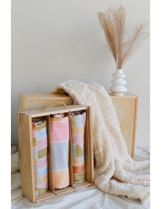 BUFANDA-DIBUJOS-GEOMÉTRICOC-MULTICOLOT-OTRO-LIDO-RODS-VERDE-AZUL-NOCO-COMPLEMENTOS