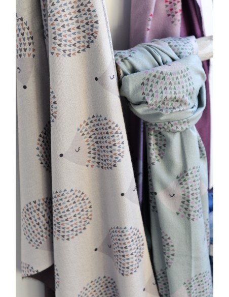 BUFANDA-CORAZONES-MULTI FORMANDO-ERIZOS-LISO-POR-OTRO-LADO-NOCO-COMPLEMENTOS