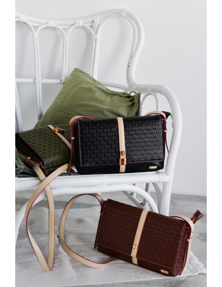 BANDOLERA-NEGRA-RECTANGULAR-CIERRE-SOLAPA-CREMALLERA-DETALLES-FUCSIA-CRUDO-ASA-BANDOLERA-EXTRAÍBLE-NOCO-COMPLEMENTOS