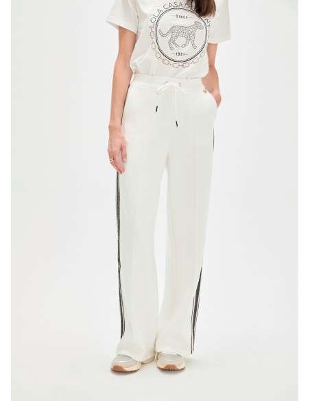 PANTALÓN-CRUDO-CINTAS-LATERALES-CONTRASTE-LOGOTIPADO-LOLS-CASADEMUNT