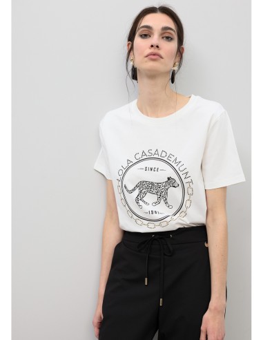 CAMISETA-BLANCA-LOGO-CIRCULAR´STRASS-LEOPARDO-LOLA-CASADEMUNT