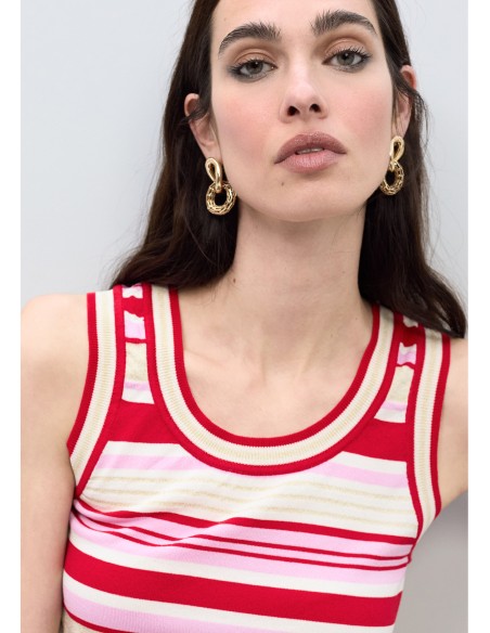 TOP-TRICOLOR-ROJO-BEIGE-ROSA-CUELLO-REDONDO-DETALLES-LÚREX-LOLA-CASADEMUNT