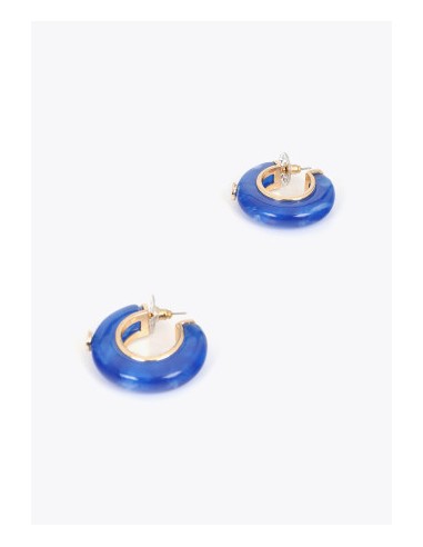 PENDIENTES-ARO-AZUL-ACRÍLICO-DETALLES-DORADO-LOGOTIPADO-LOLA-CASADEMUNT