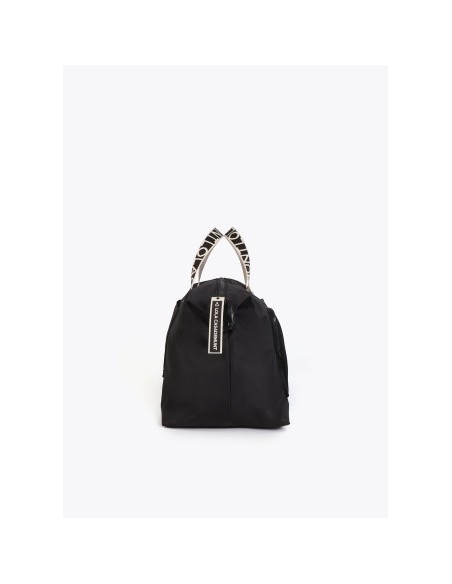 BOLSA-VIAJE.NYLON-NEGRO-COMPARTIMENTOS-MALLA-ASA-MANP-ASA-BANDOLERA-LOLA-CASADEMUNT