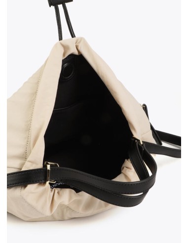 MOCHILA-SACO-CRUDO-DETALLES-NEGROS-CIERRE-CORDÓN-AJUSTABLE-VOMÀRTIMENTOS-FRONTALES-ASA-MANO-ASAS-REGULABLES-LOLA-CASADEMUNT