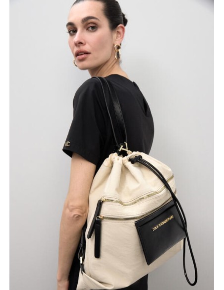 MOCHILA SACO NYLON CRUDO LOLA CASADEMUNT