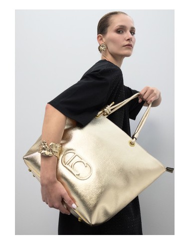 SHOPPER-DESESTRUCTURADO-FLEXIBLE-SUAVE-DOS-ASAS-LOGO-RELIEVE-LOLA-CASADEMUNT