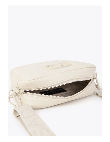 BANDOLERA-PESPUNTES-MONOGRAMA-CUERRE-CREMALLERA-ASA-BANDOLERA-LOGO-AL-TONO-LOLA-CASADEMUNT