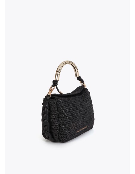 BANDOLERA-EFECTO-RAFIA-ASA-METÁLICA-DORADA-LOGOTIPADA-CIERRE-IMÁN-ASA-BANDOLERA-REGULABLE-EXTRAÍBLE-LOLA-CASADEMUNT