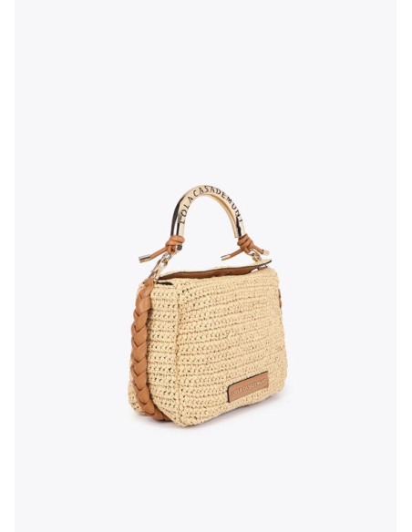 BANDOLERA-EFECTO-RAFIA-ASA-METÁLICA-DORADA-LOGOTIPADA-CIERRE-IMÁN-ASA-BANDOLERA-REGULABLE-EXTRAÍBLE-LOLA-CASADEMUNT