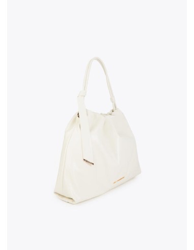 SHOPPER-ACABADO-BRILLANTE.LAZO-ASA-HOMBRO-CIERRE-IMÁN-LOGO-DORADO-FRONTAL-LOLA-CASADEMUNT
